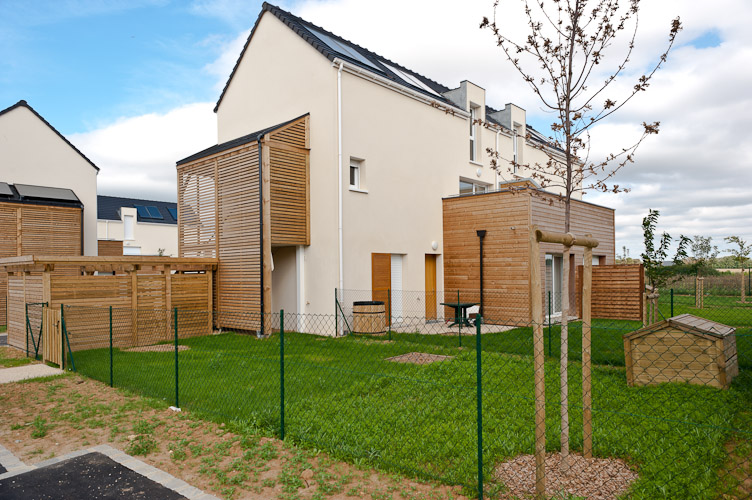 Date de Prise de vue : 13/08/2011Date de Livraison : 15/06/2011